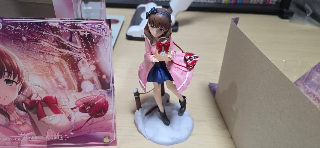 アイドルマスター　佐久間まゆ限定版プレート付きフィギュア