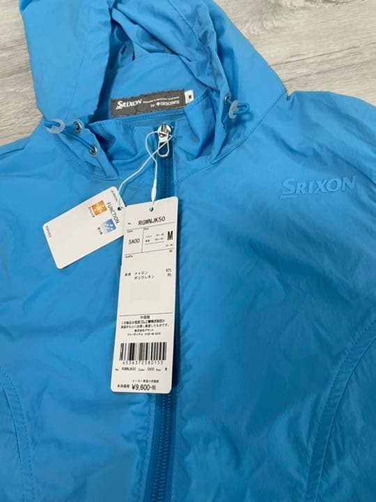新品　スリクソン　デサント　ゴルフ　ストレッチ　ナイロンジャケット　M　ベスト