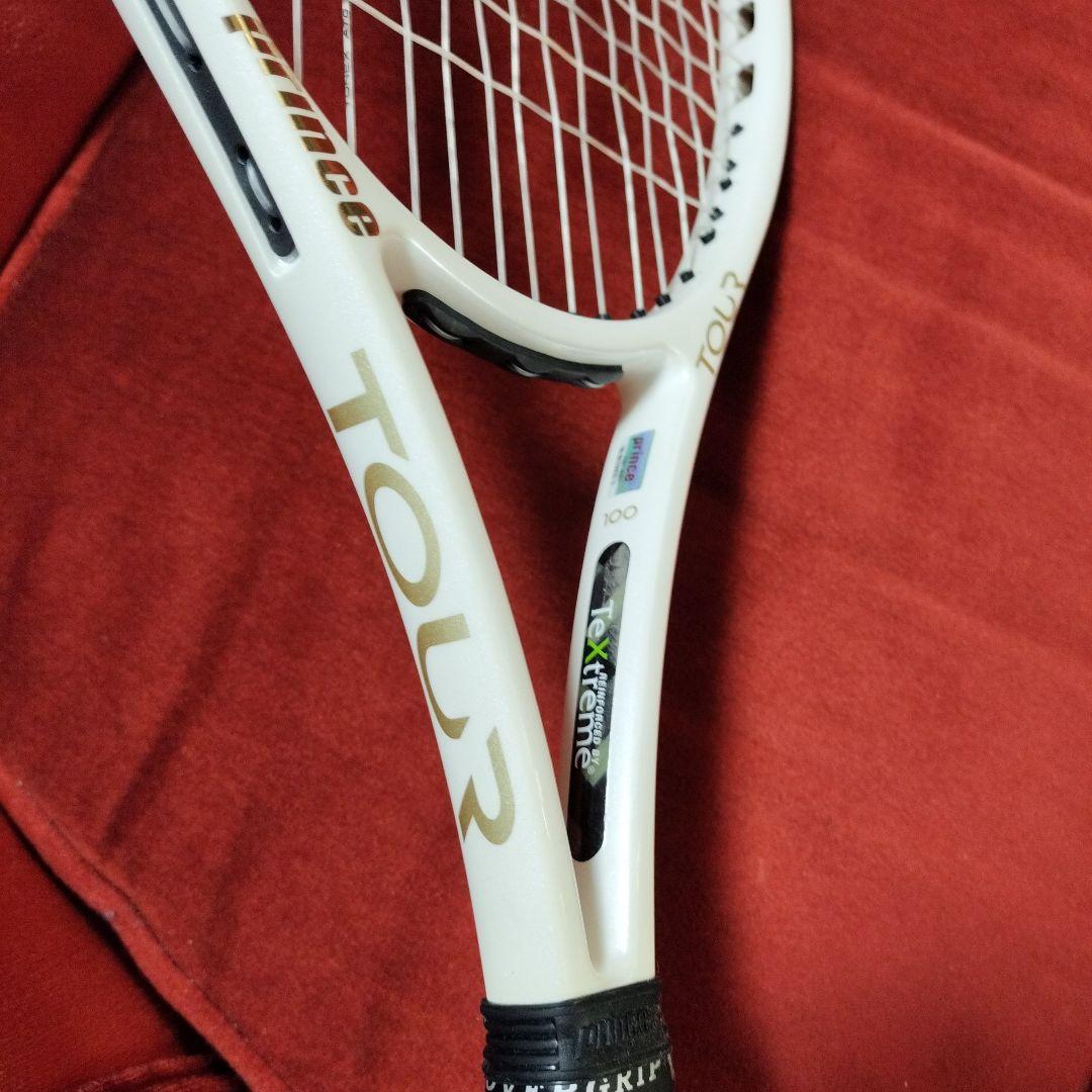 Prince Tour 100 O3 テニスラケットグリップ2番