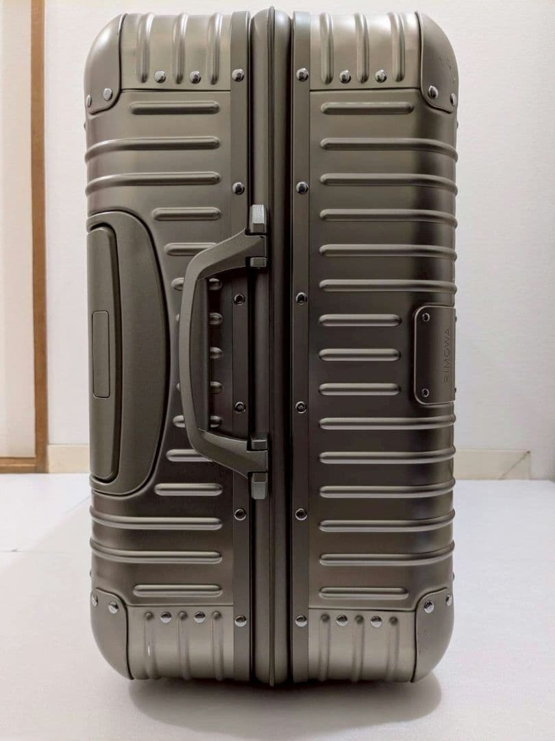 生涯保証 リモワ オリジナル チェックインL 86L チタニウム