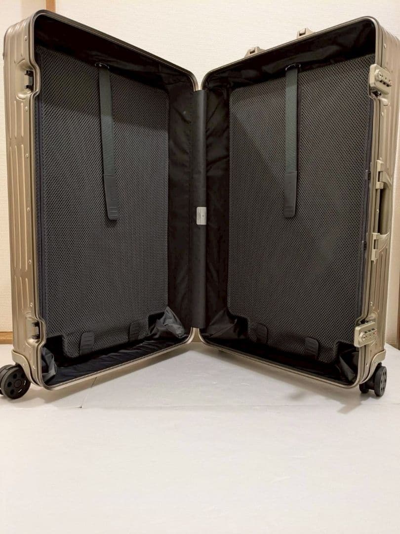 生涯保証 リモワ オリジナル チェックインL 86L チタニウム