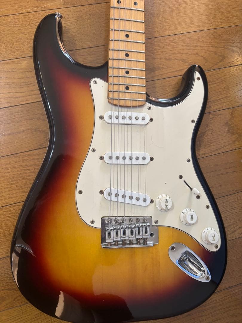 メーカー不明ストラトキャスター美品