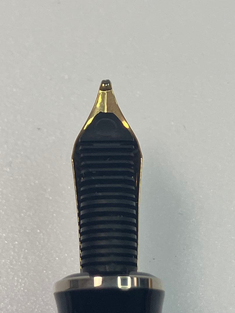 Pelikan ペリカン 特別生産品　M605　黒　B-nib 2012