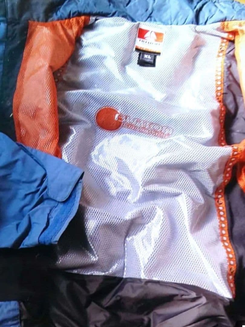 ○BURTONのブランド メリカル鑑定 スノーボード用 購入3万円