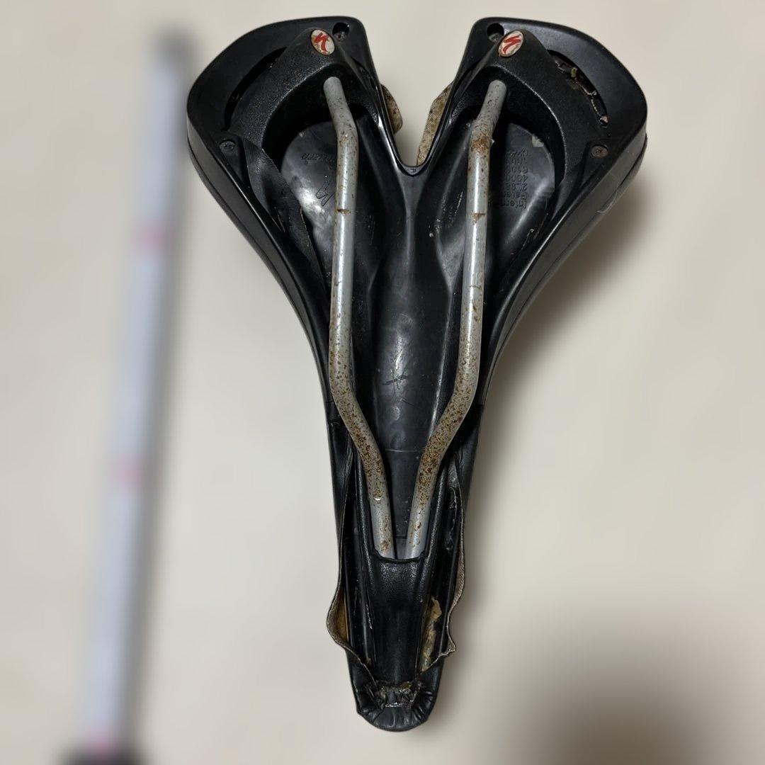 Specialized サドル 黒