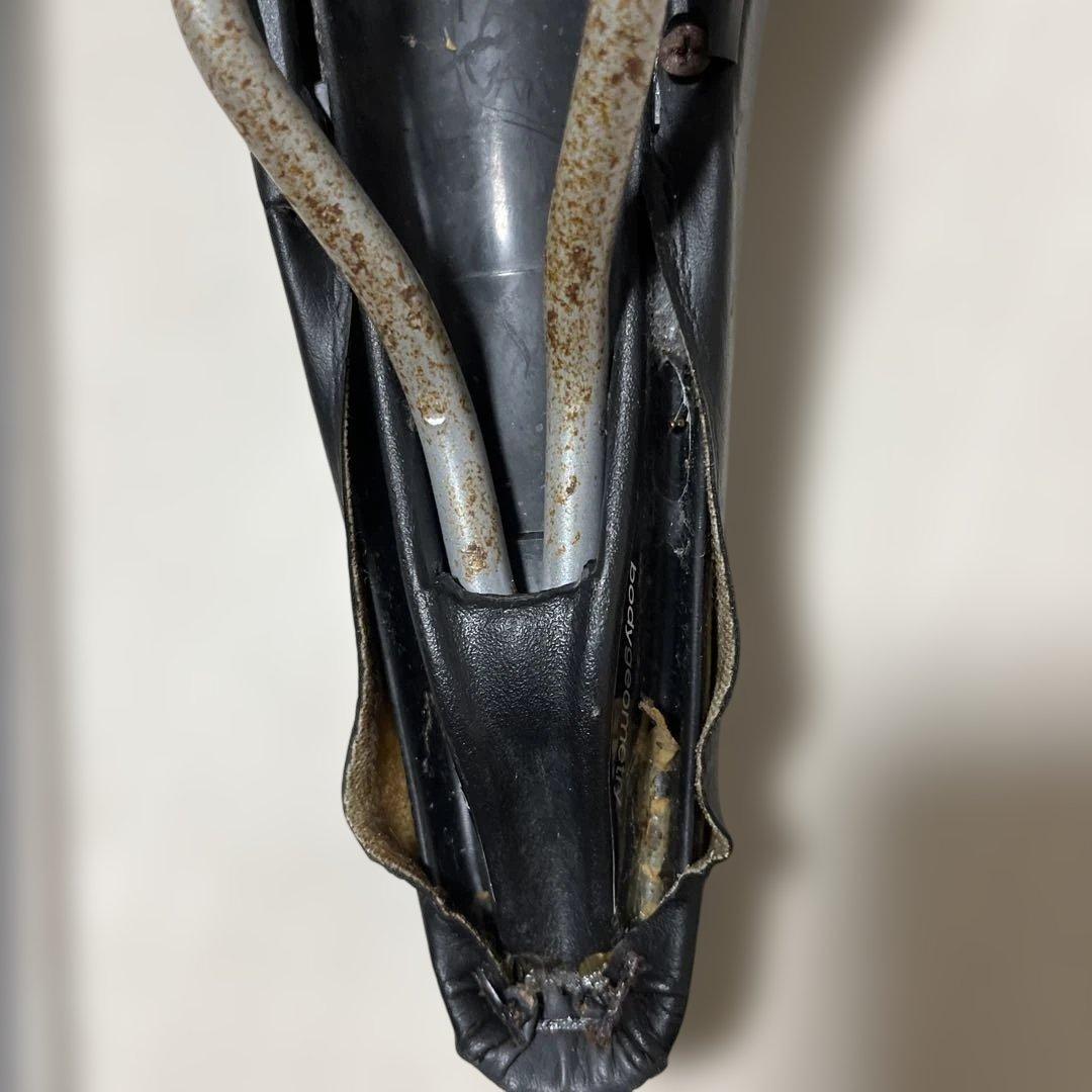 Specialized サドル 黒