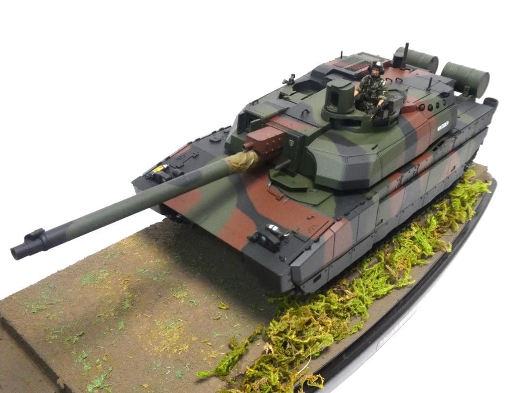 タミヤ　1/35 フランス主力戦車 ルクレール シリーズ2　完成品
