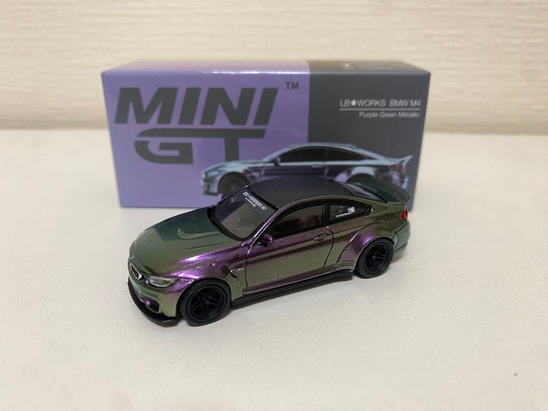 MINI GT 228 LB★WORKS  M4パープルグリーンメタリック