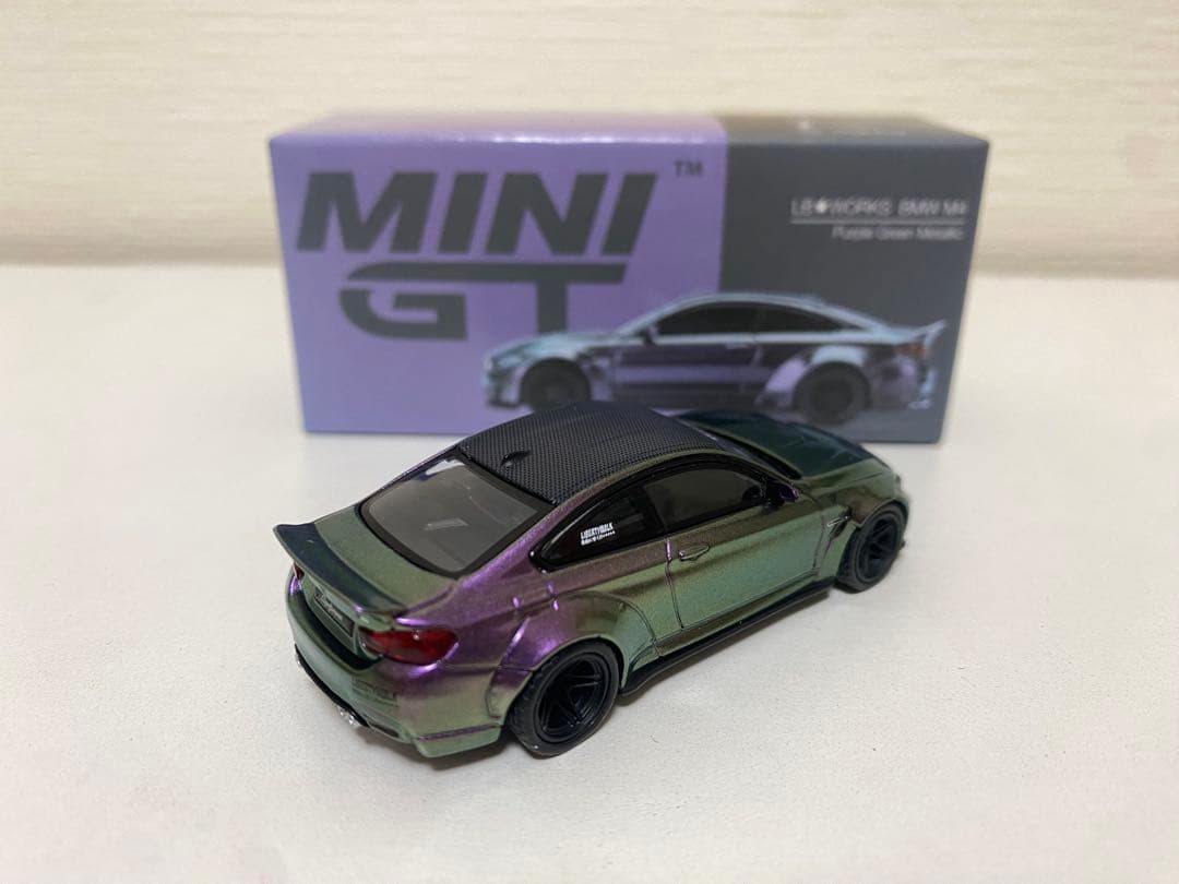 MINI GT 228 LB★WORKS  M4パープルグリーンメタリック
