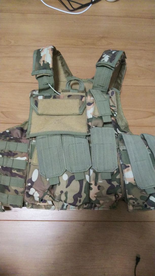 米軍マルチカム 迷彩服 上下+ベストのセット