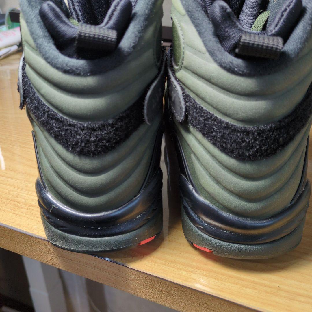Air Jordan 8 オリーブグリーン