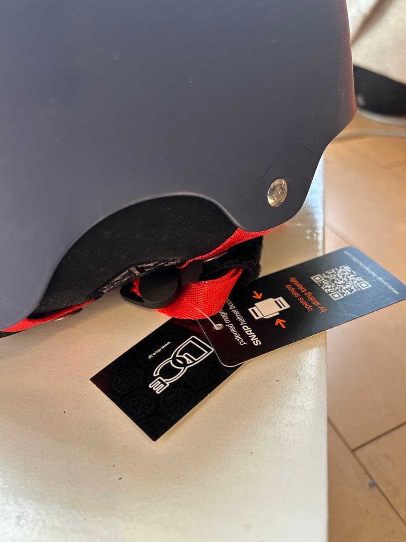 【新品未使用】DICE D5ヘルメット サイズM（56-58cm）