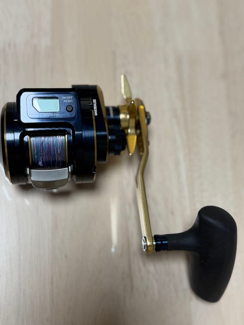 【美品・3回使用】ダイワ ソルティガ IC 300H-SJ右巻スロージギングに