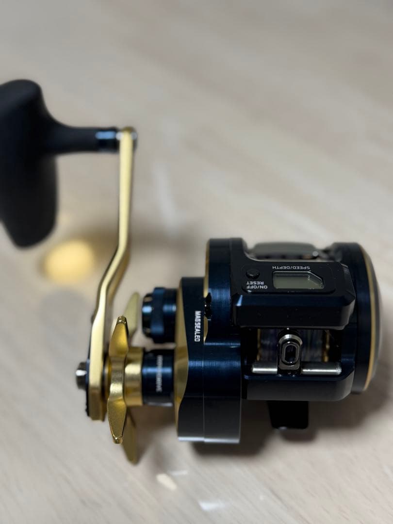 【美品・3回使用】ダイワ ソルティガ IC 300H-SJ右巻スロージギングに