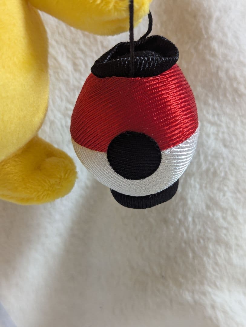 ポケモンセンターフクオカ　ピカチュウ　ぬいぐるみ　2011 タグ付き美品