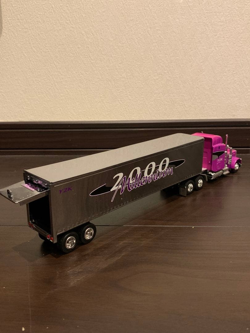 LIBERTY Classic ピータービルト　ダイキャストミニカー