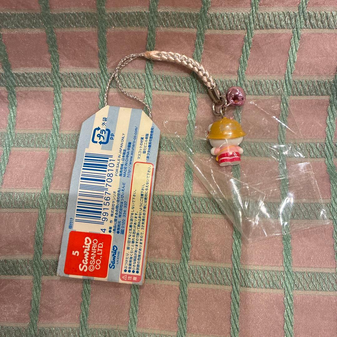 ご当地キティ 幼稚園 根付 2005年製 ハローキティ