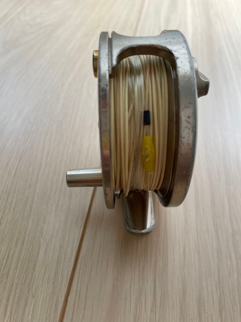 ダイワ　フライリール　アルトモア　100D