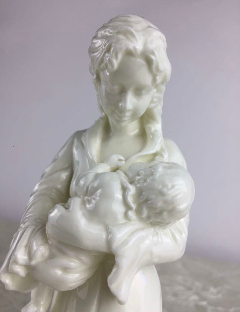 1988年　ロイヤルウースター 「Sweet Dreams…」母子のフィギュリン