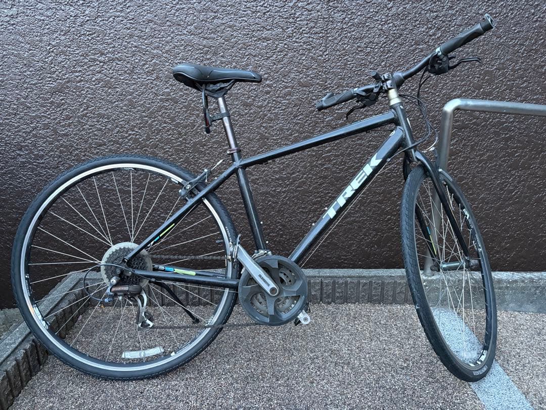 【横浜での直接取引】クロスバイク TREK 7.2FX