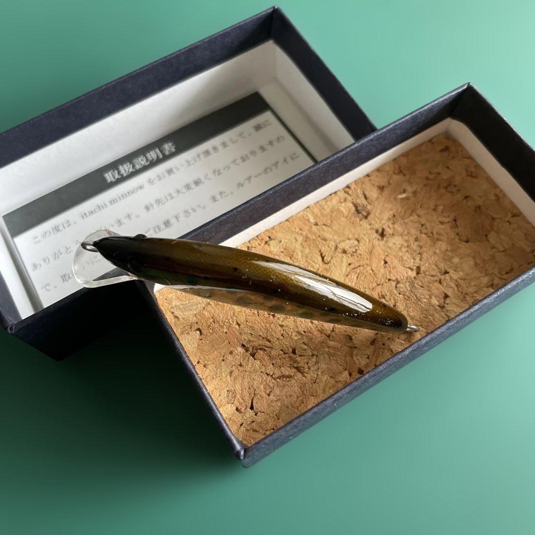 イタチミノー55s プレミアムシェル　山女魚YB 夜光貝　新品