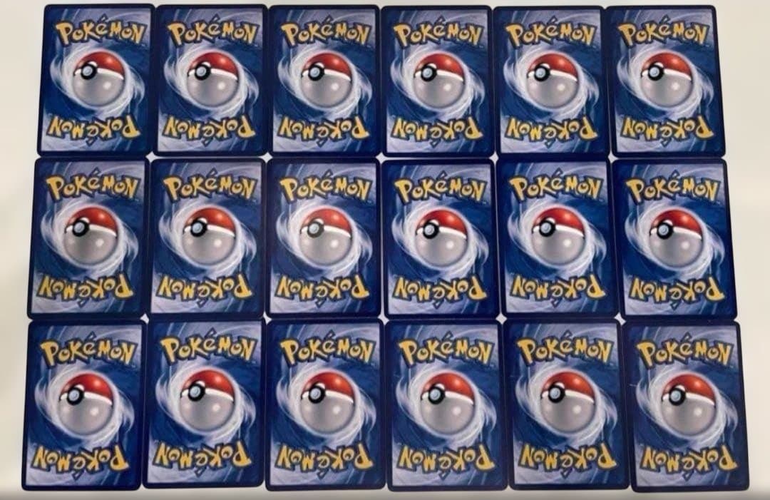 海外限定　ピカチュウ　星月夜　18枚セット