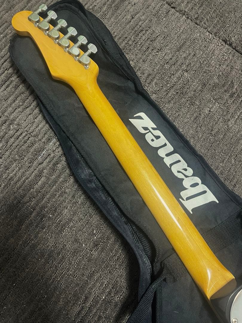 Bacchusネック➕historyボディのストラトキャスター 日本製