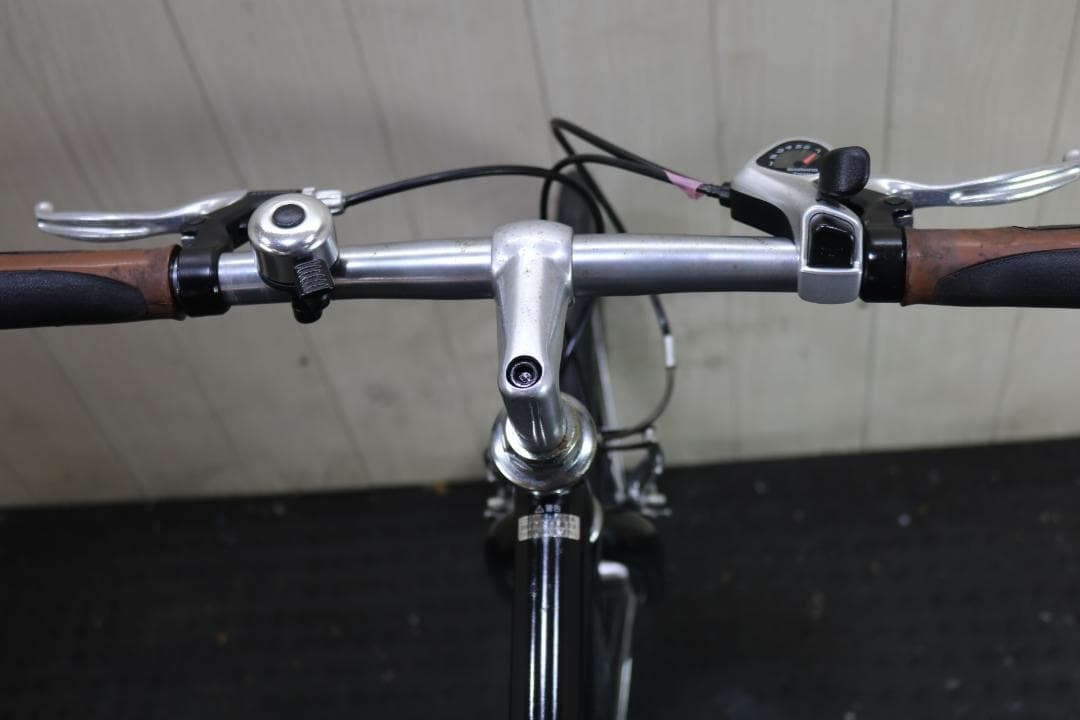 アニマートVIENTO 700C シマノ7速 430mm BLACKクロスバイク