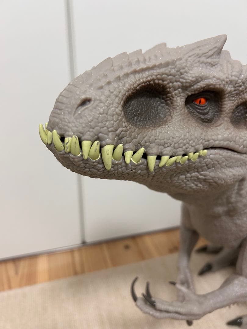 マテルジュラシックワールド　スーパービッグ　インドミナスレックス恐竜フィギュア