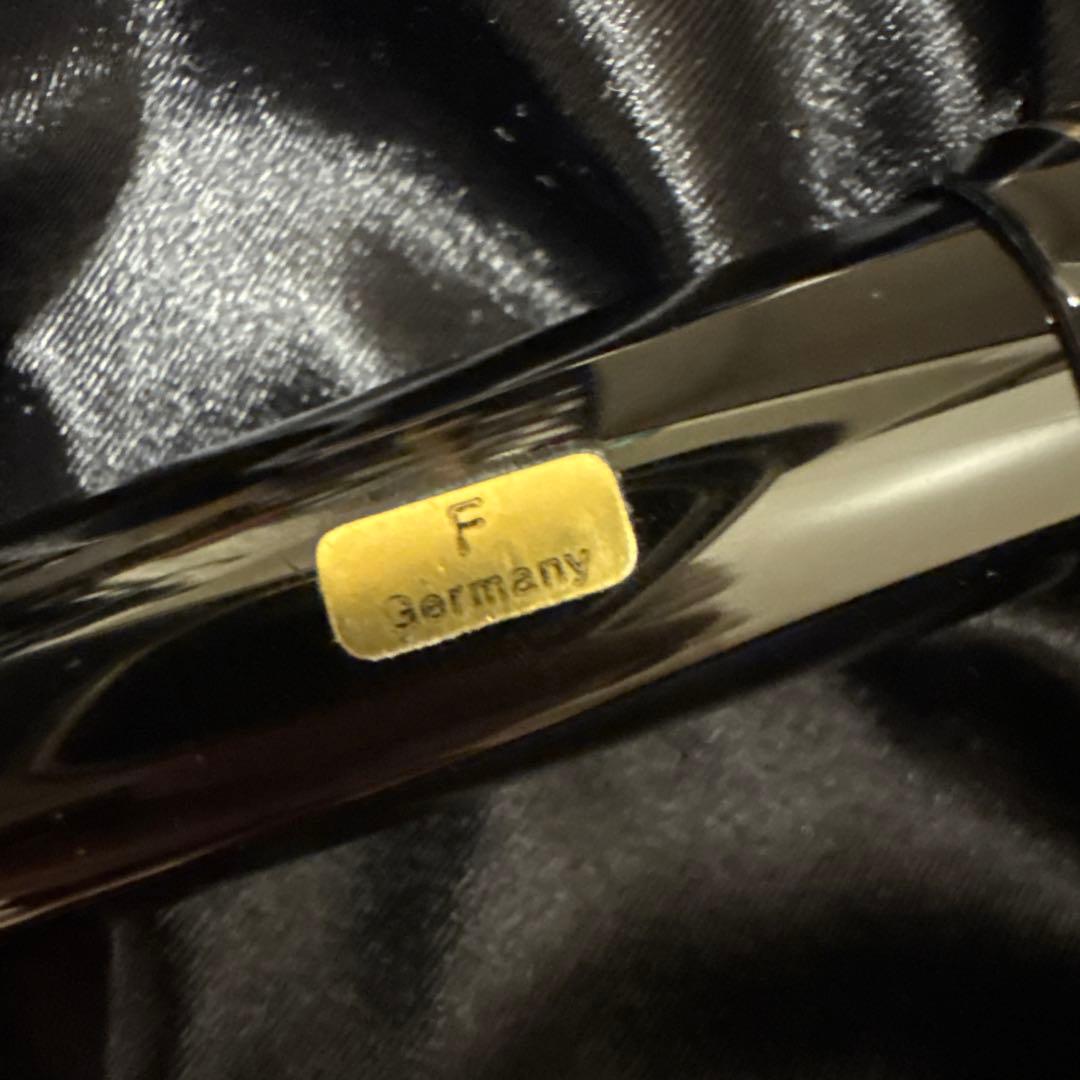 モンブランMont Blanc マイスターシュティック　149 F　白帯　18k