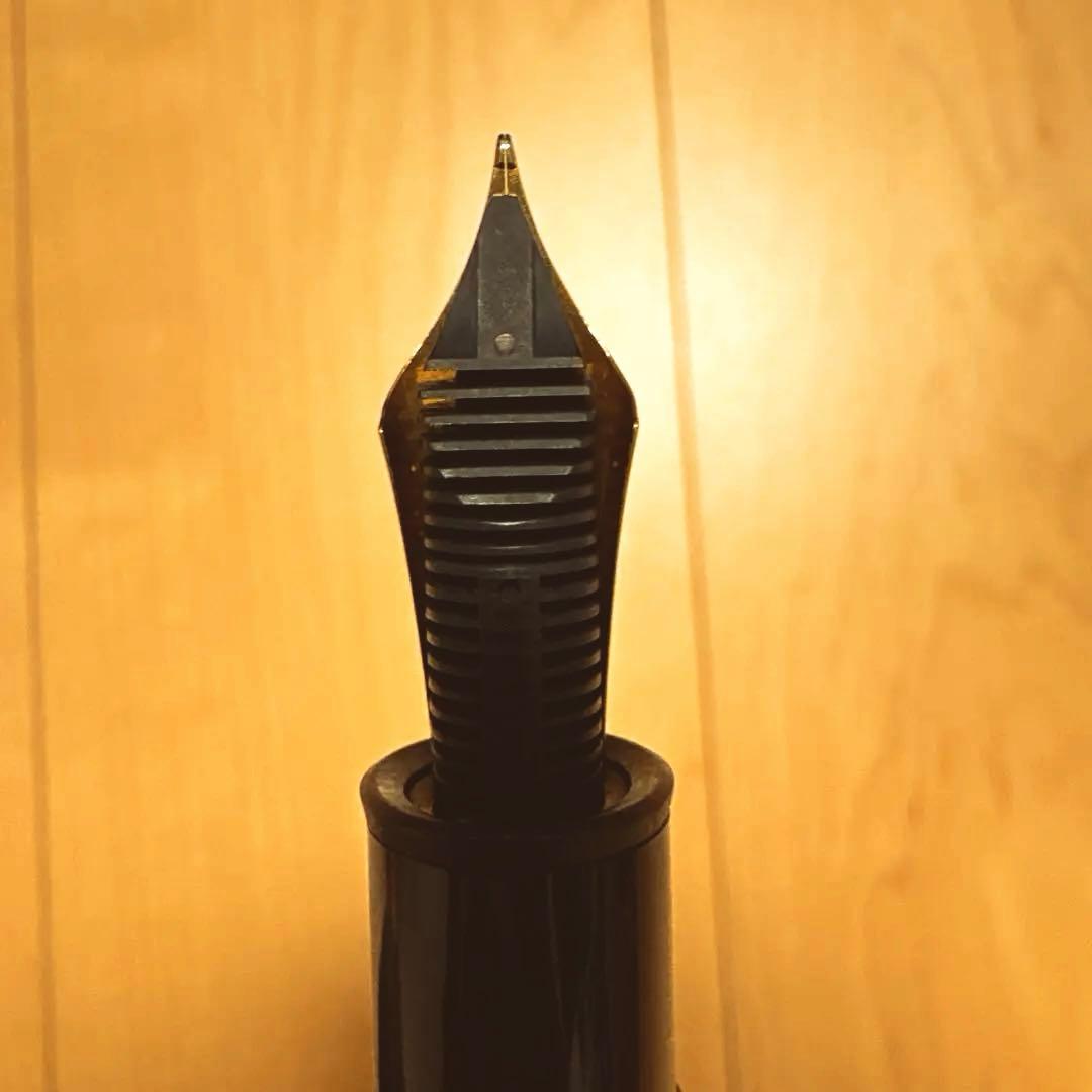 モンブランMont Blanc マイスターシュティック　149 F　白帯　18k