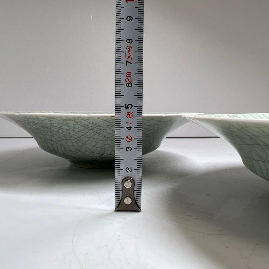 中国美術　青白磁皿2枚　直径約18㎝　東Y7-1224①タトコ