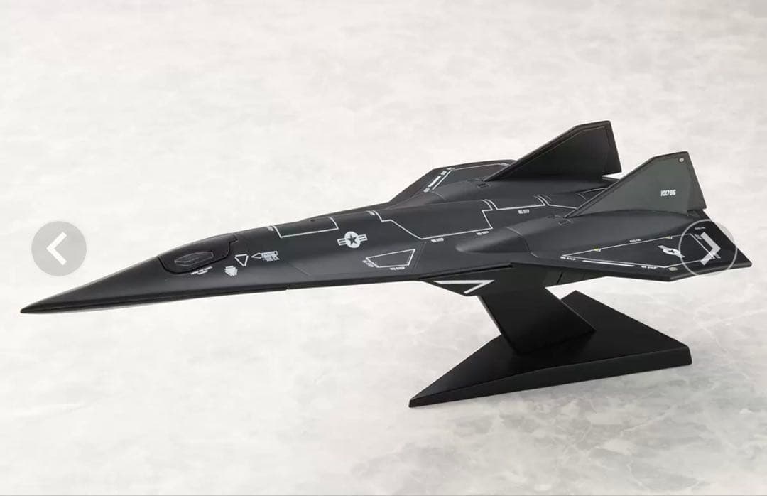 新品未開封『トップガン』1/6トムクルーズと1/100ダークスターのセット