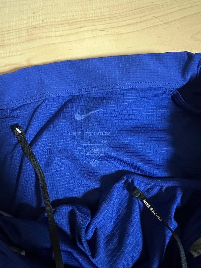 Nike 青 ランニングパンツ　エアロスイフト