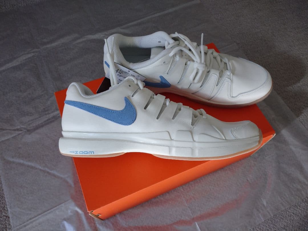 ナイキ コート エア ズーム ヴェイパー 9.5