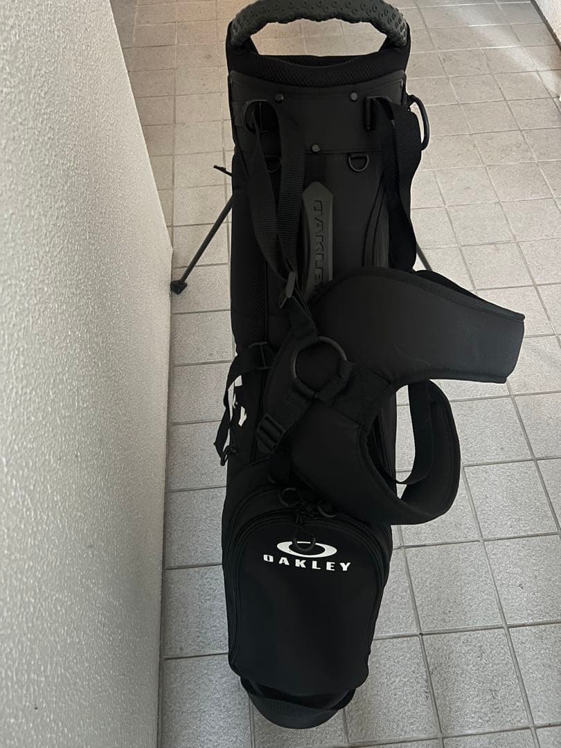 オークリー（OAKLEY）キャディバッグ OAKLEY STAND 17.0