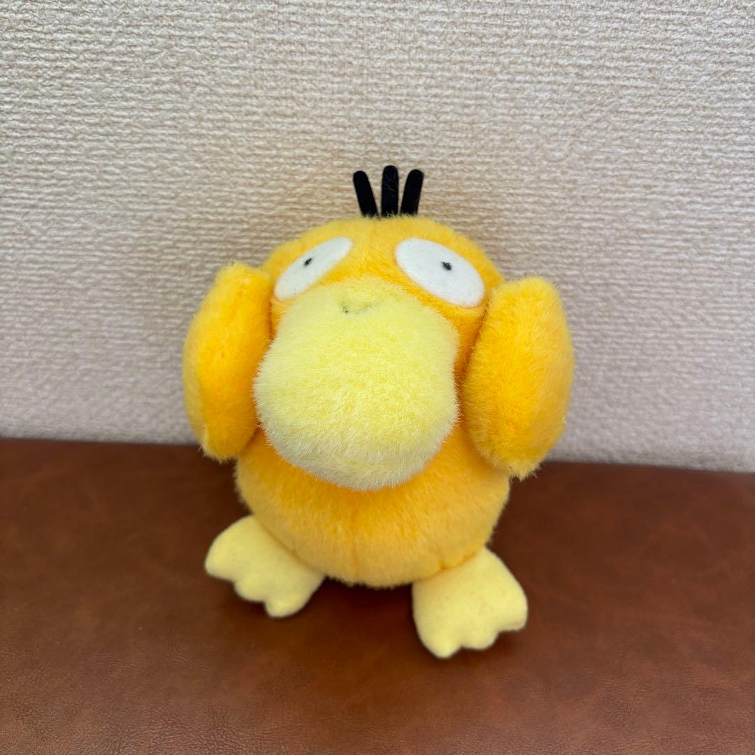 ピカチュウ コダック ぬいぐるみ ピース TOMY 初期 ポケモン ぬいどり