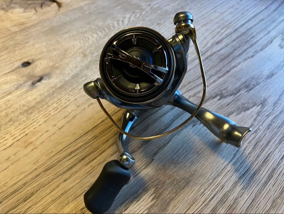 中古 SHIMANO シマノ TWIN POWER 15 2500HGS