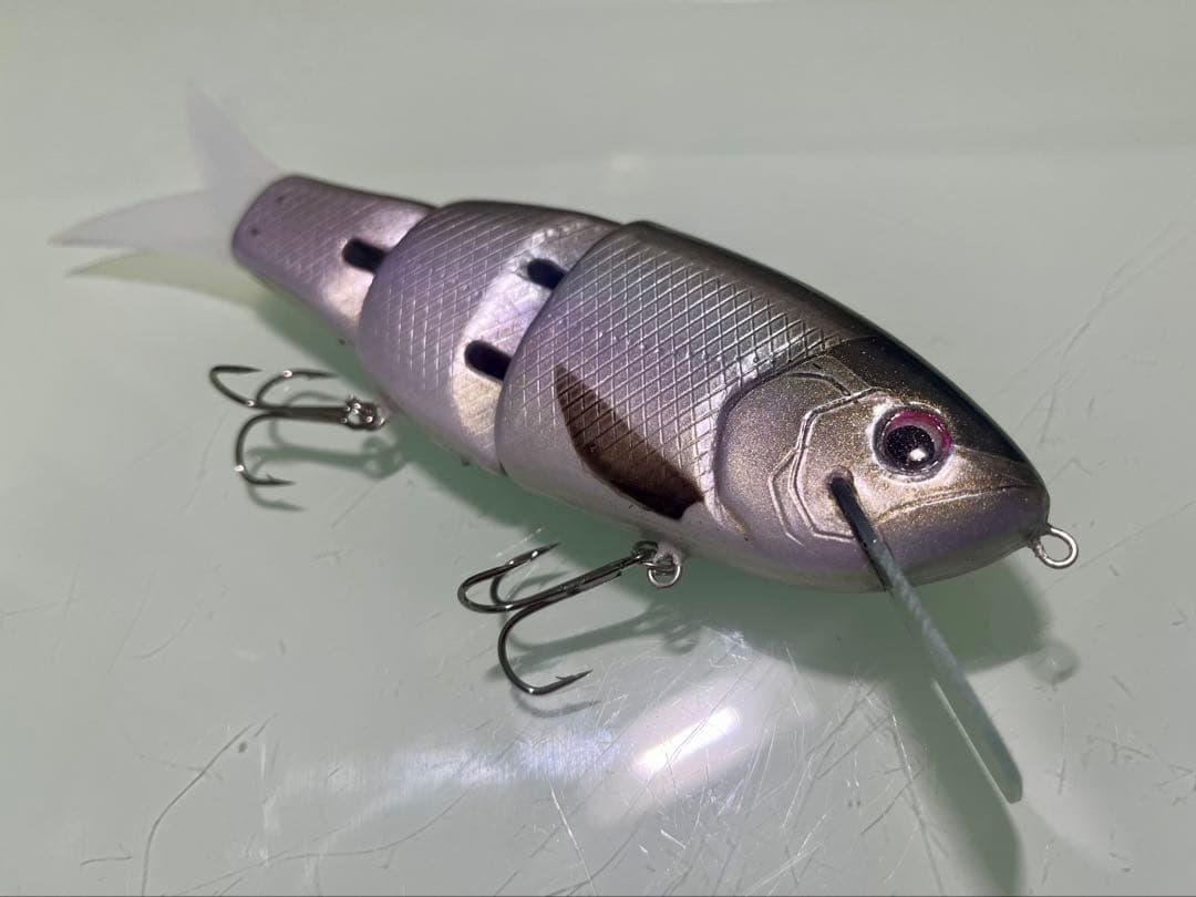 ハンドメイドルアー・３連ギン鮒150Ｆ