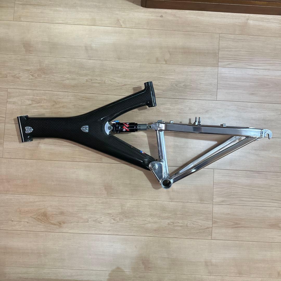 レストア済みTREK Y22 OCLV カーボンフレーム　トレック Y33