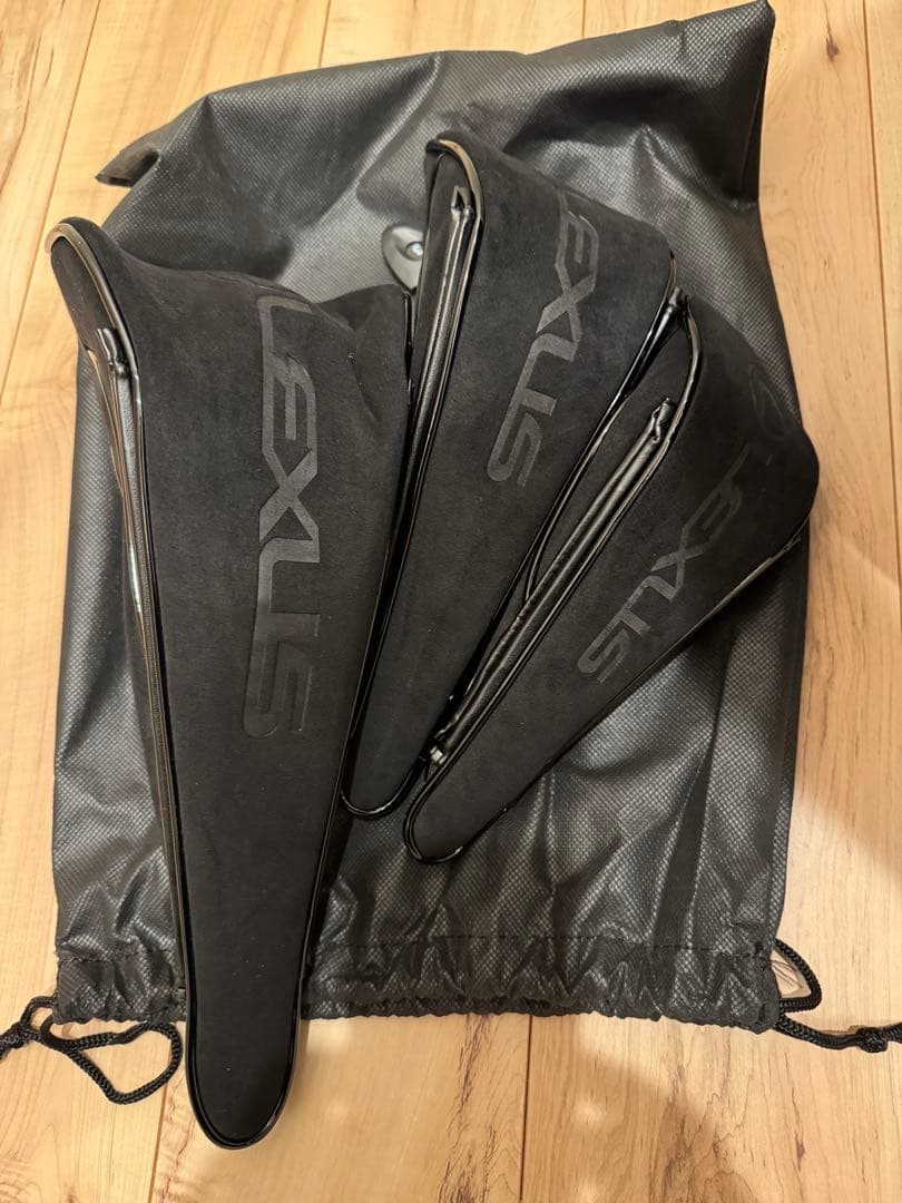 未使用シーリグ付き非売品！ご成約者用レクサス　ゴルフキャディバック最上位モデル。