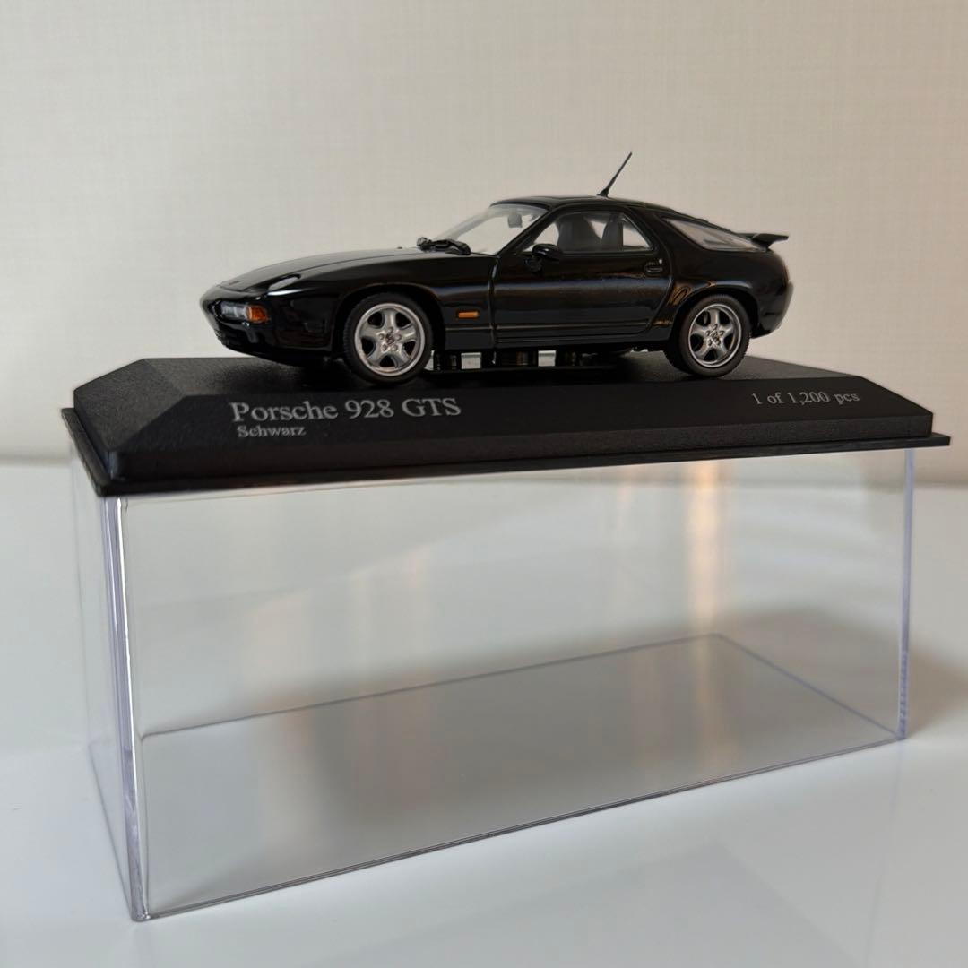 ミニカー 1/43 Porsche 928 GTS 1991 / PMA
