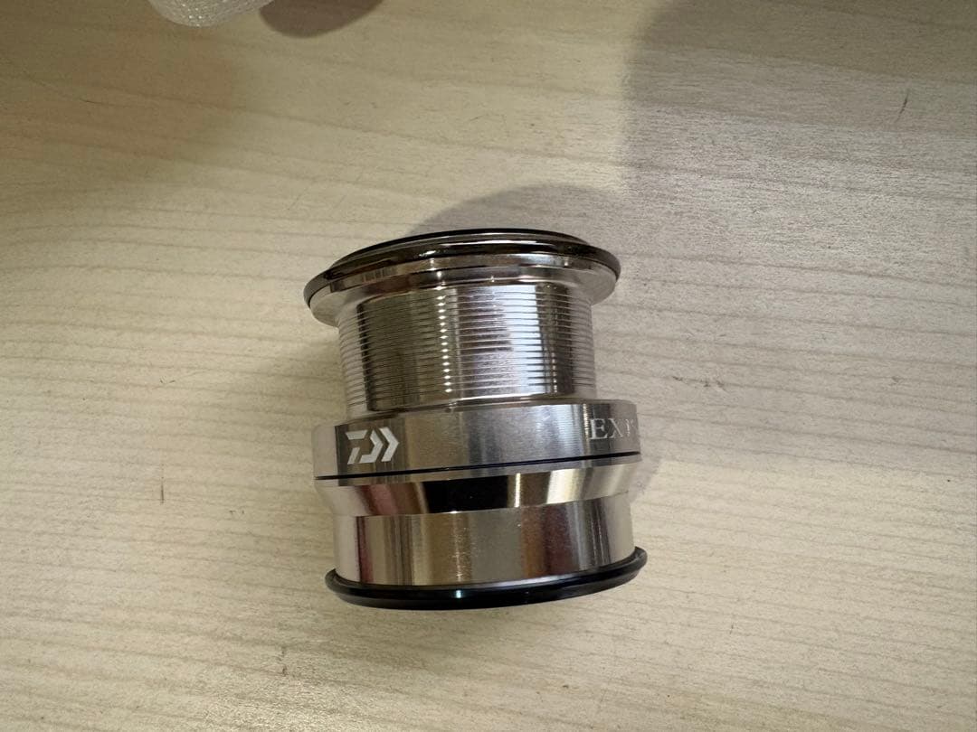 ★☆ダイワ　18イグジスト　LT2500 スプール 超美品