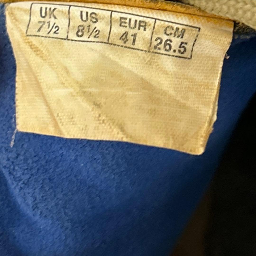 PUMA サッカーシューズ