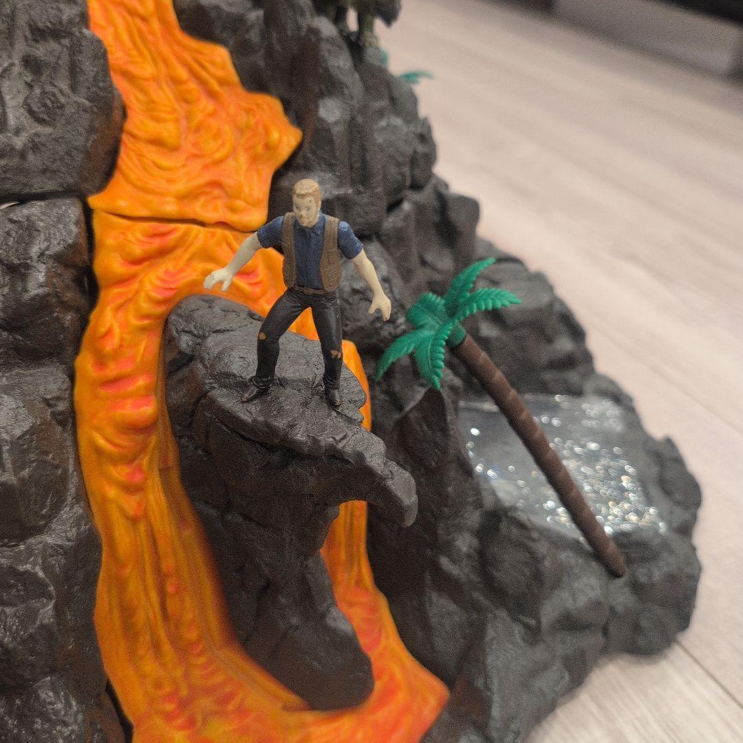 シュライヒ　ビッグ火山　恐竜セット　音の鳴るビッグ恐竜付き　説説明書付き