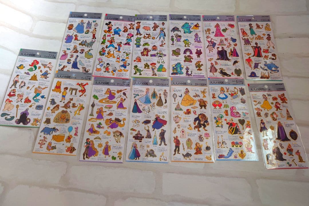 ♡大人の図鑑シール♡ディズニー13種コンプリート♡ヴィランズ以外