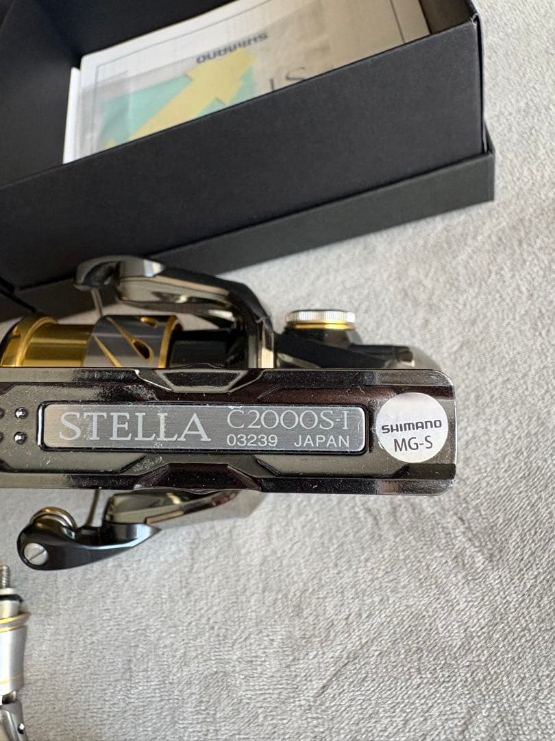美品　シマノ　14ステラC2000S 管釣り　トラウト　渓流　アジング
