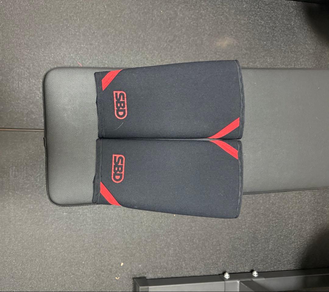 SBD 膝サポーター サイズS 黒・赤