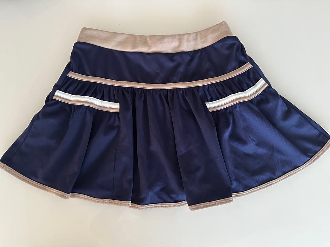 FILA スカート付きスポーツウェア ベージュ/ネイビー　Mサイズ