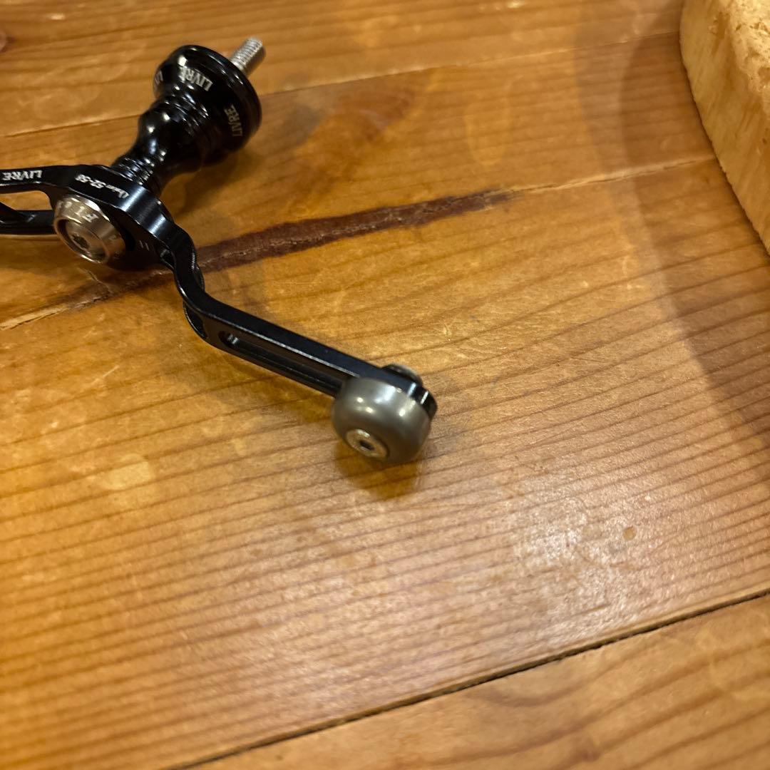 LIVRE Union 52-58 スピニングハンドル　シマノ用